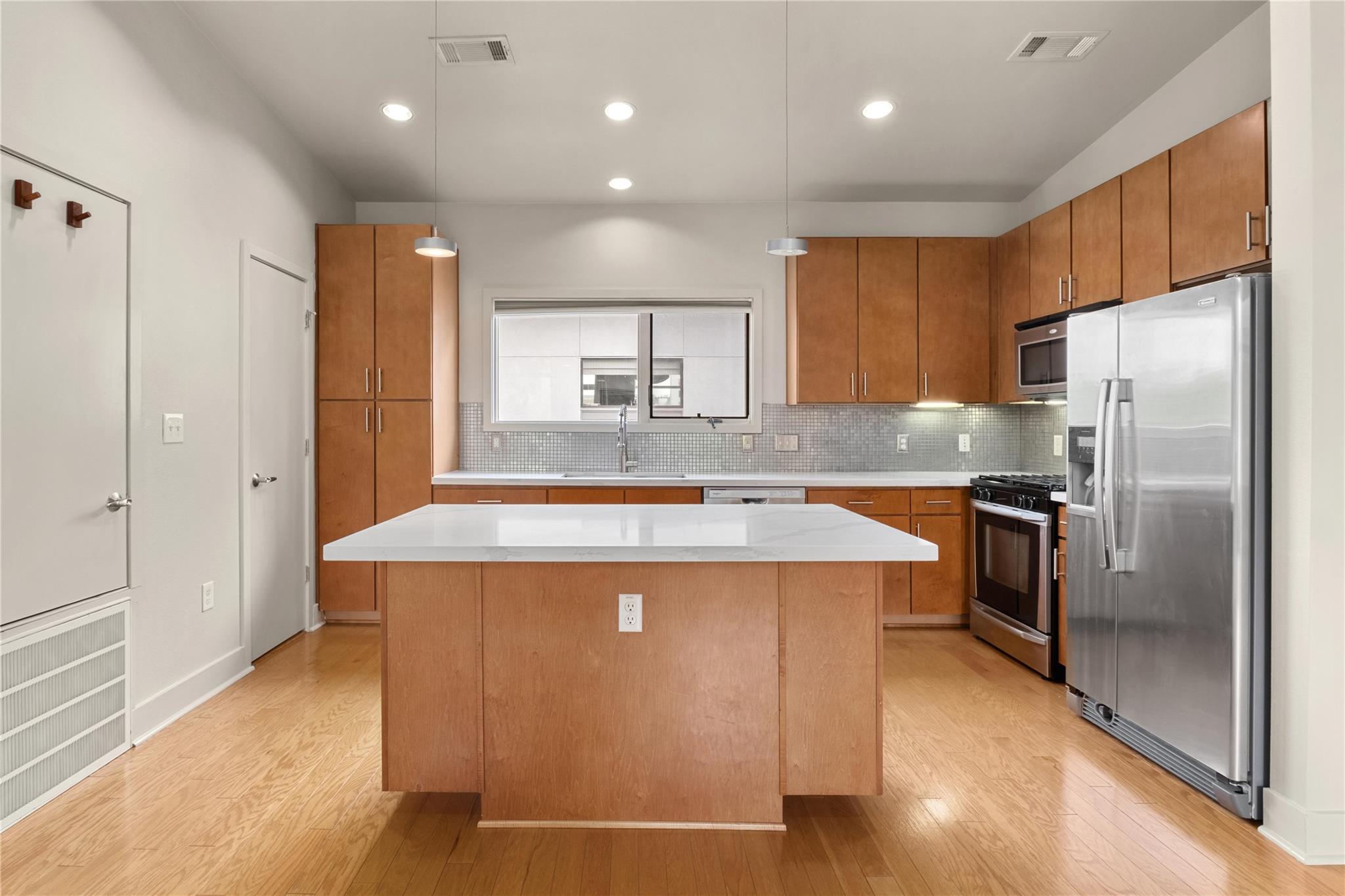 1702 S Lamar Blvd # 30, Austin, TX 78704
