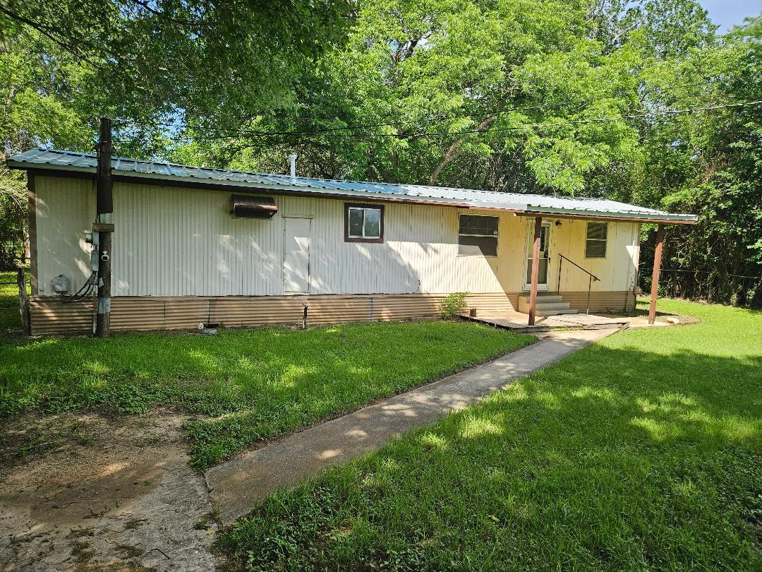 101 Taylor Ln, Elgin, TX 78621