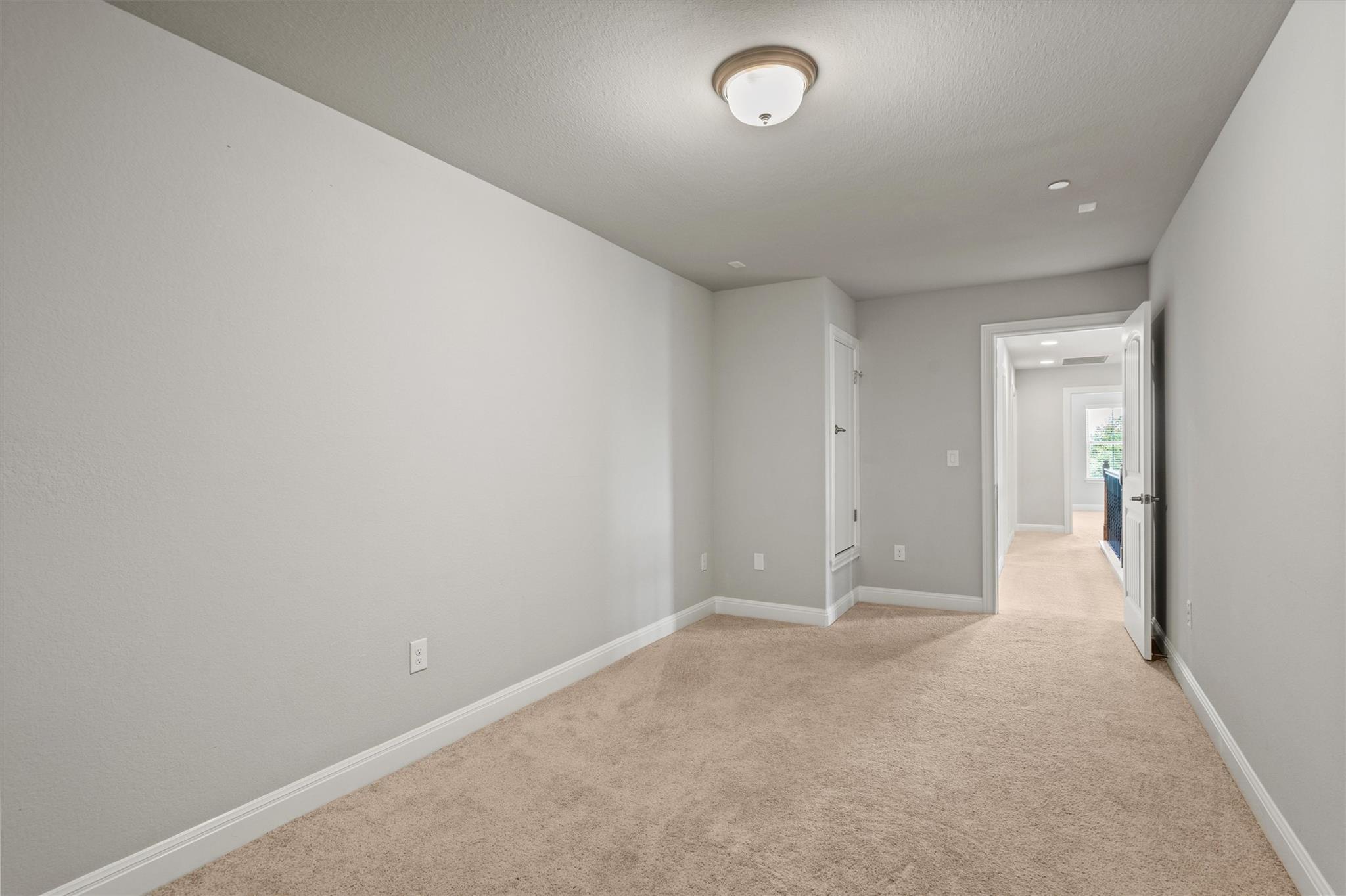 12900 Michelangelo St # 401, Austin, TX 78729