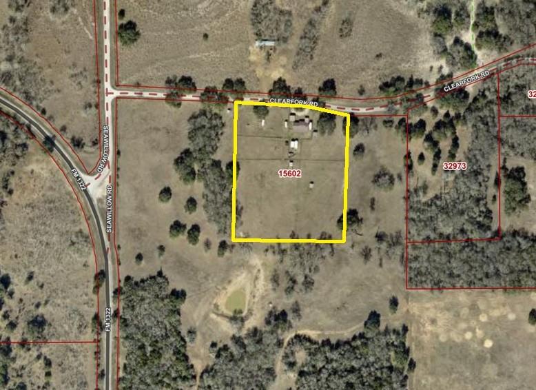 133 Clearfork Rd, Lockhart, TX 78644