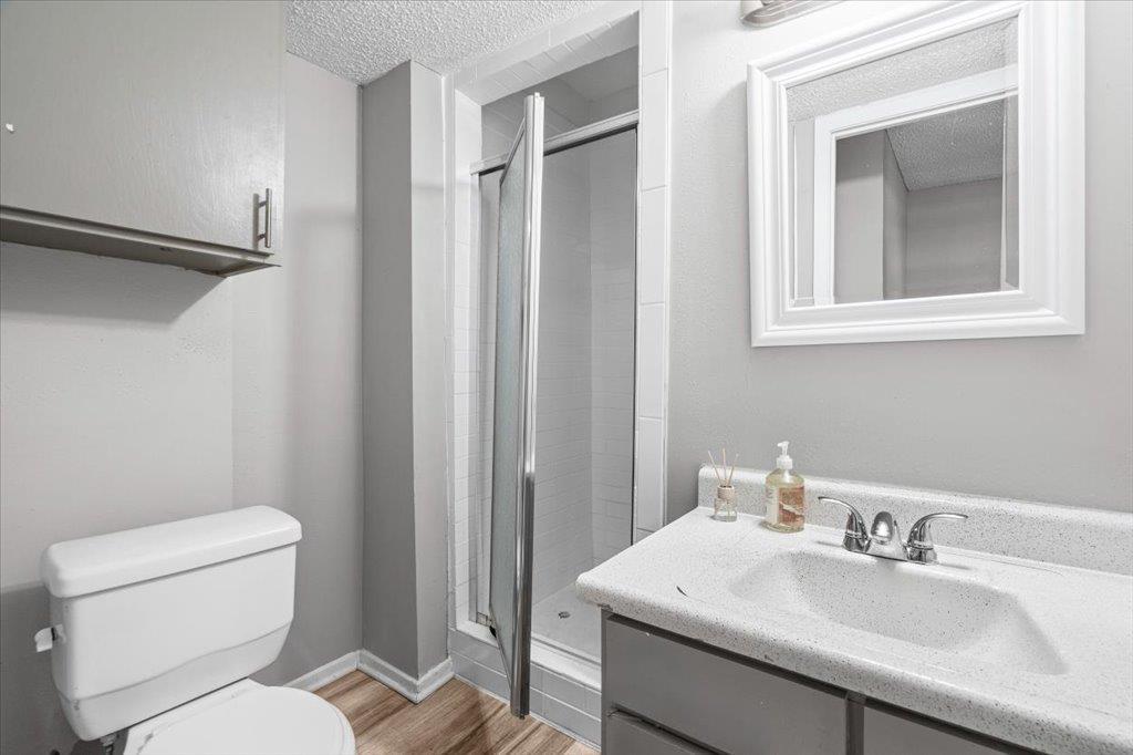 101 E 33rd St # 206, Austin, TX 78705