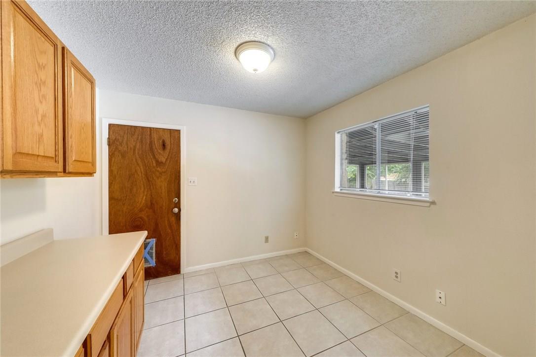 12401 Knoll Ridge Dr, Austin, TX 78758