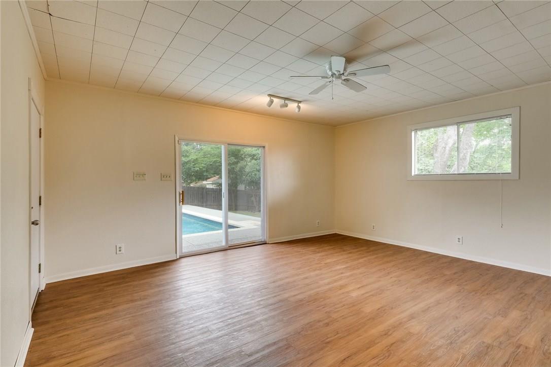 12401 Knoll Ridge Dr, Austin, TX 78758