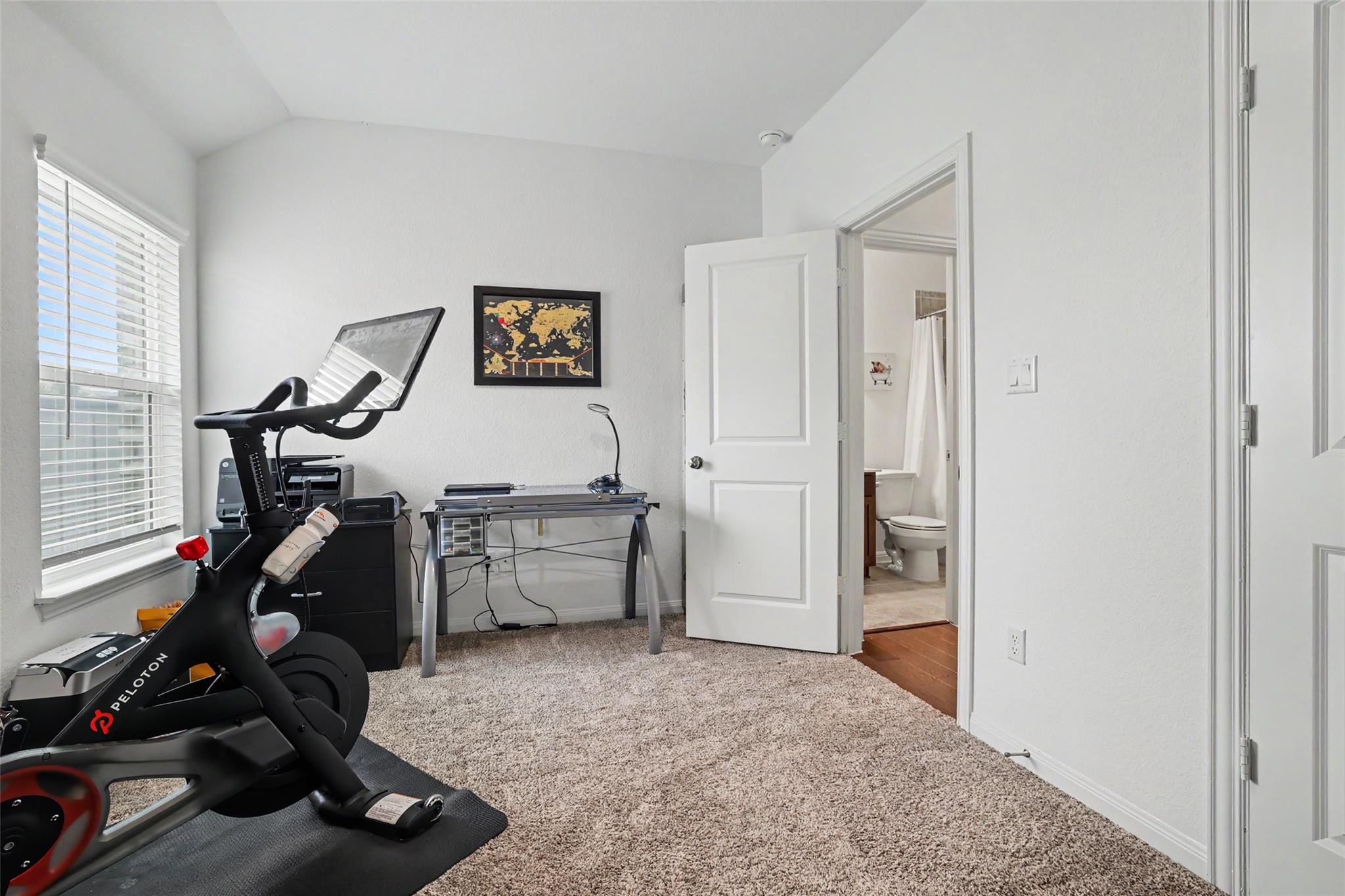 114 Fortuna Ct, Liberty Hill, TX 78642