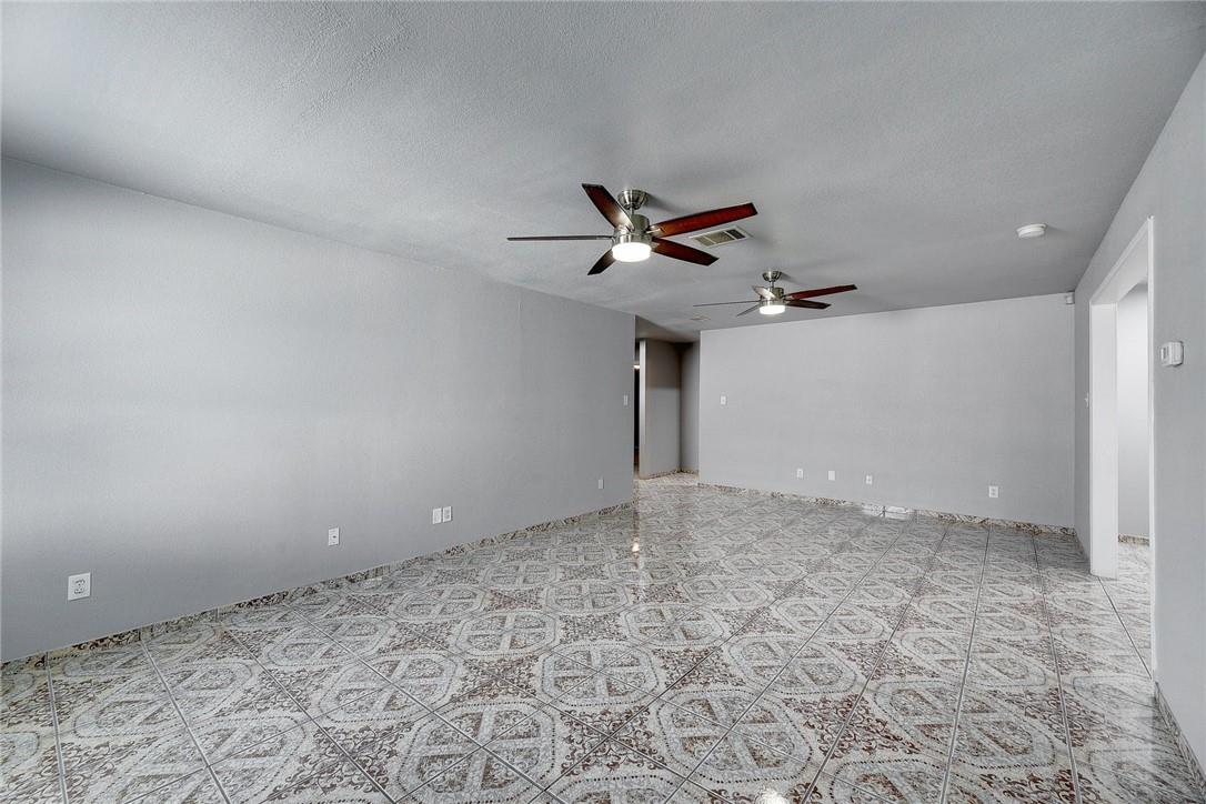 6402 Santos St, Austin, TX 78741
