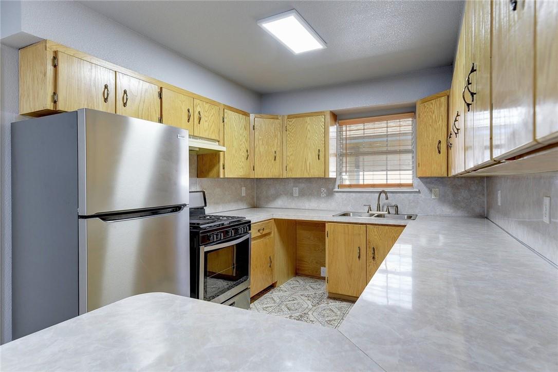 6402 Santos St, Austin, TX 78741