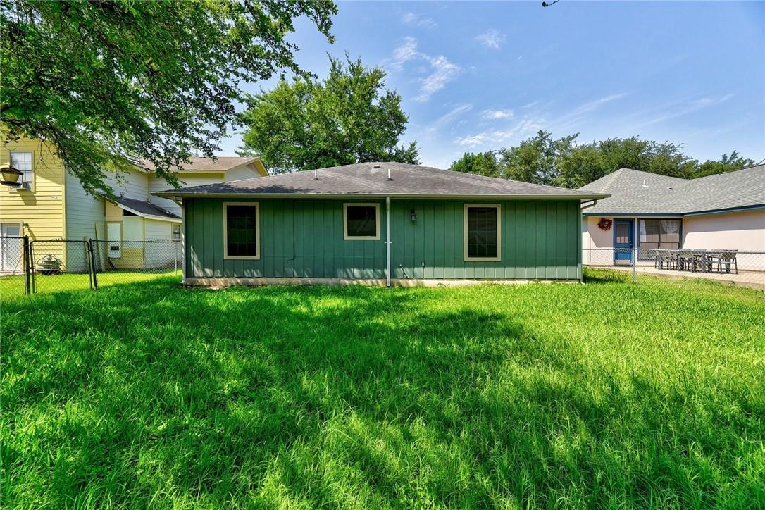 6402 Santos St, Austin, TX 78741