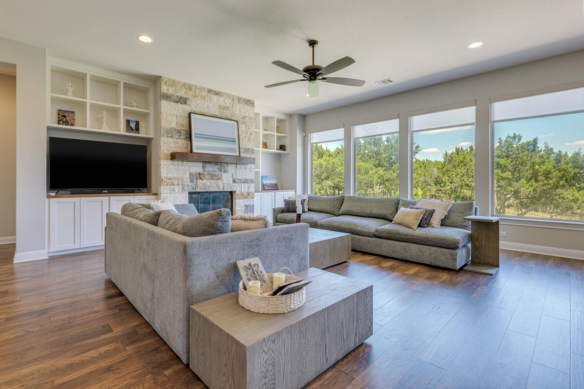 3805 Serene Hills Dr, Austin, TX 78738