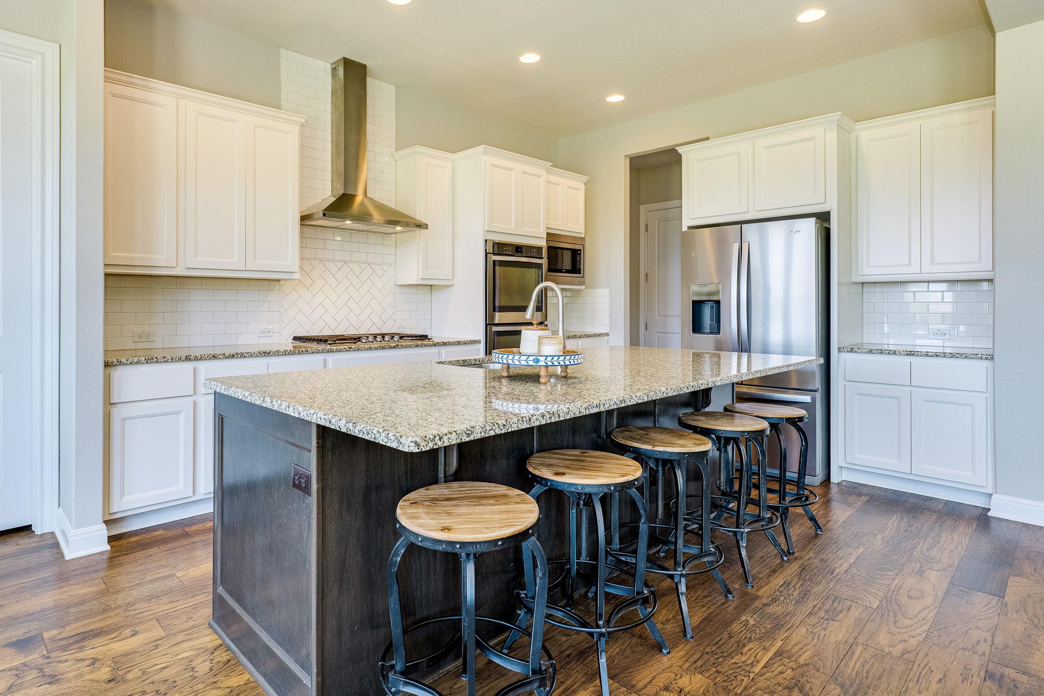 3805 Serene Hills Dr, Austin, TX 78738