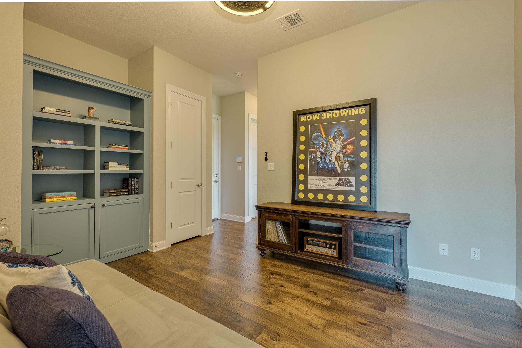 3805 Serene Hills Dr, Austin, TX 78738