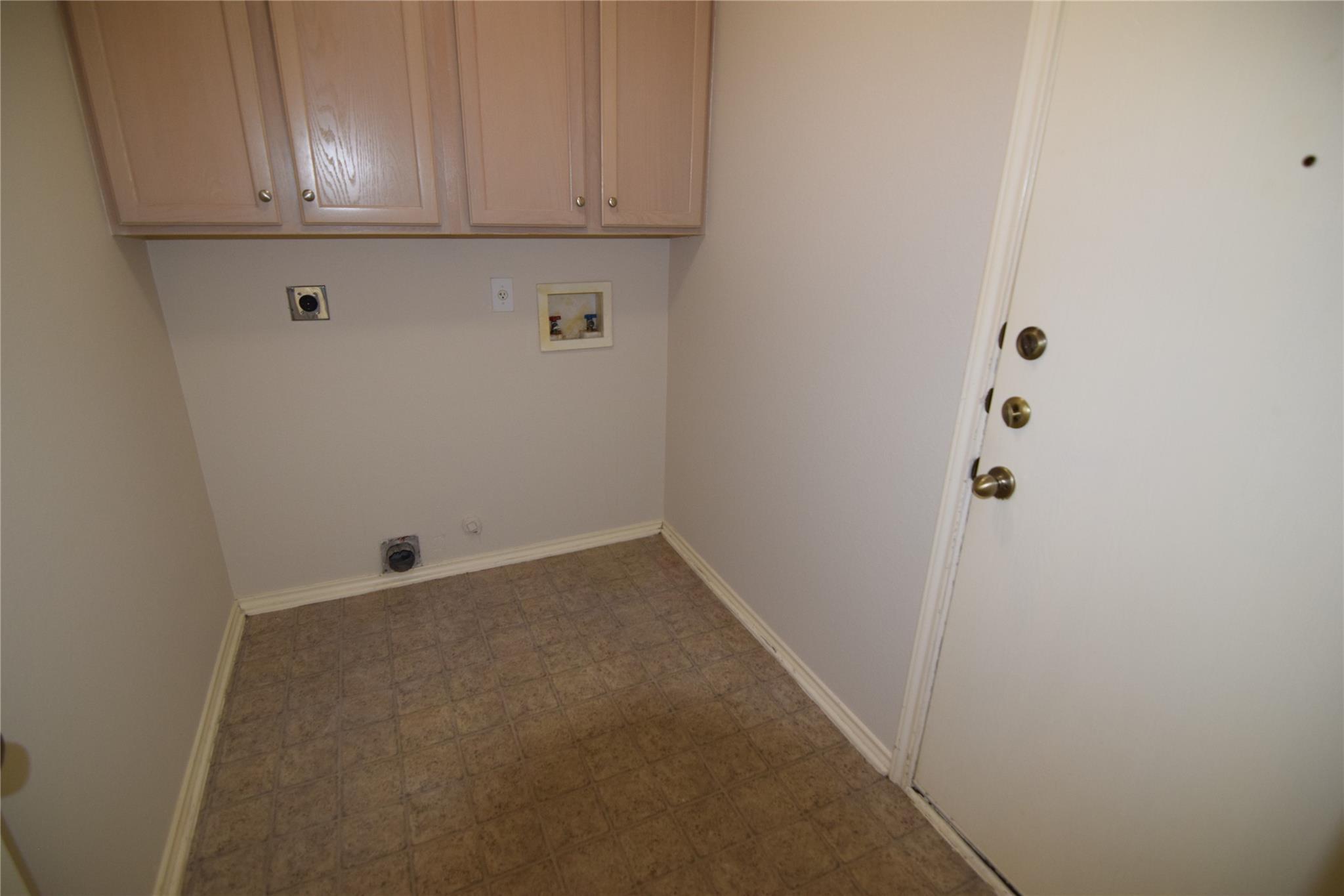 11420 Midbury Ct, Austin, TX 78748