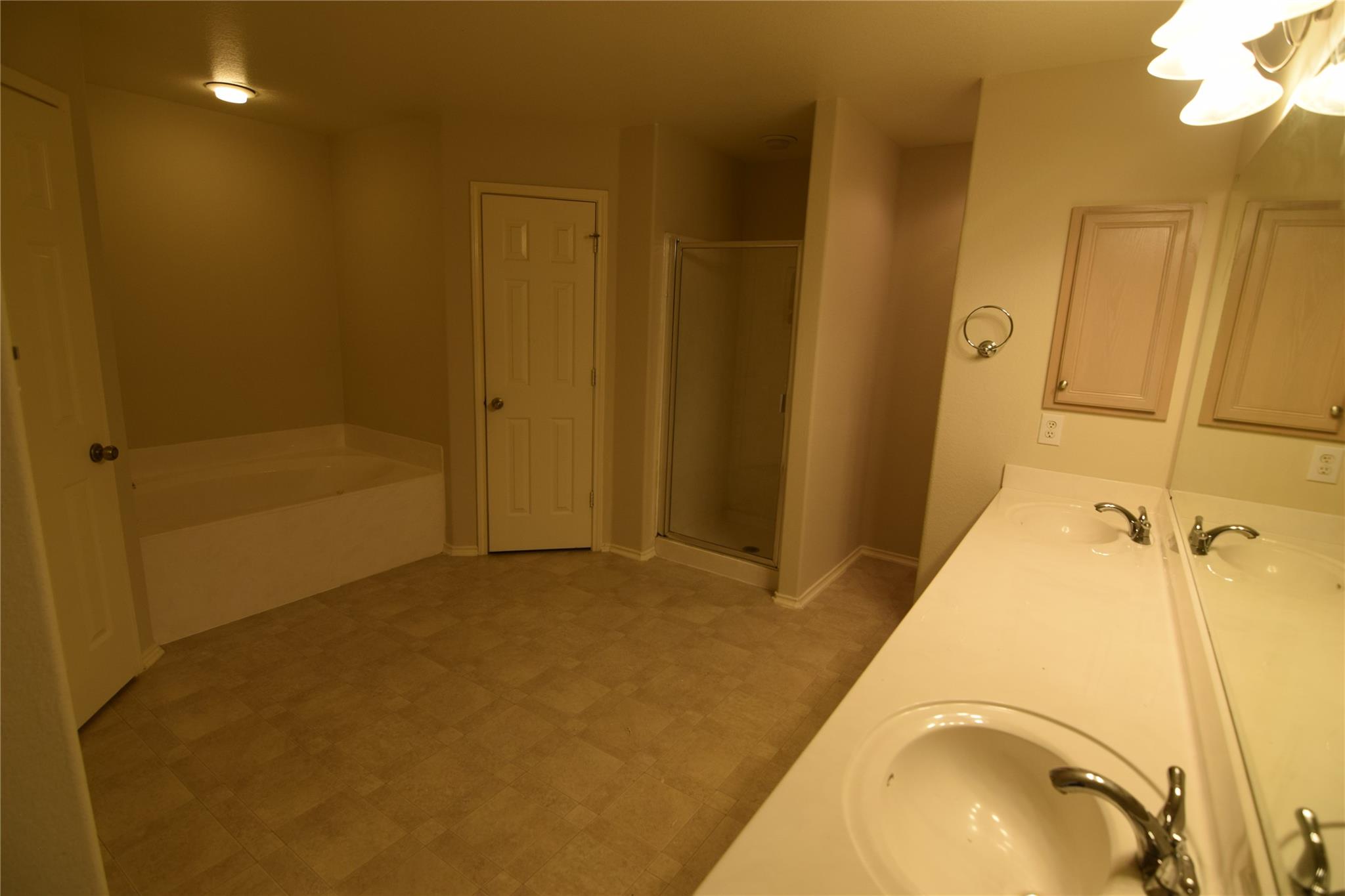 11420 Midbury Ct, Austin, TX 78748