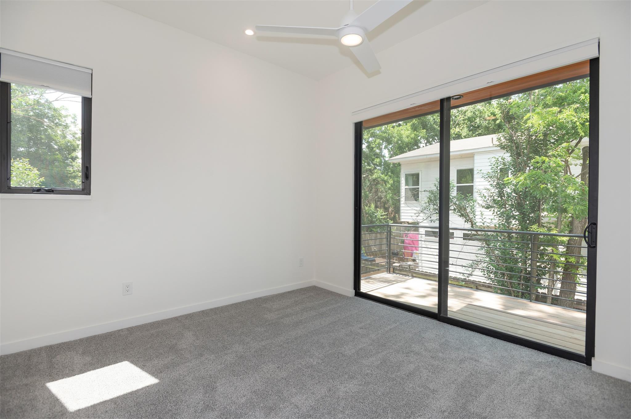 2501 S 6th St # B, Austin, TX 78704
