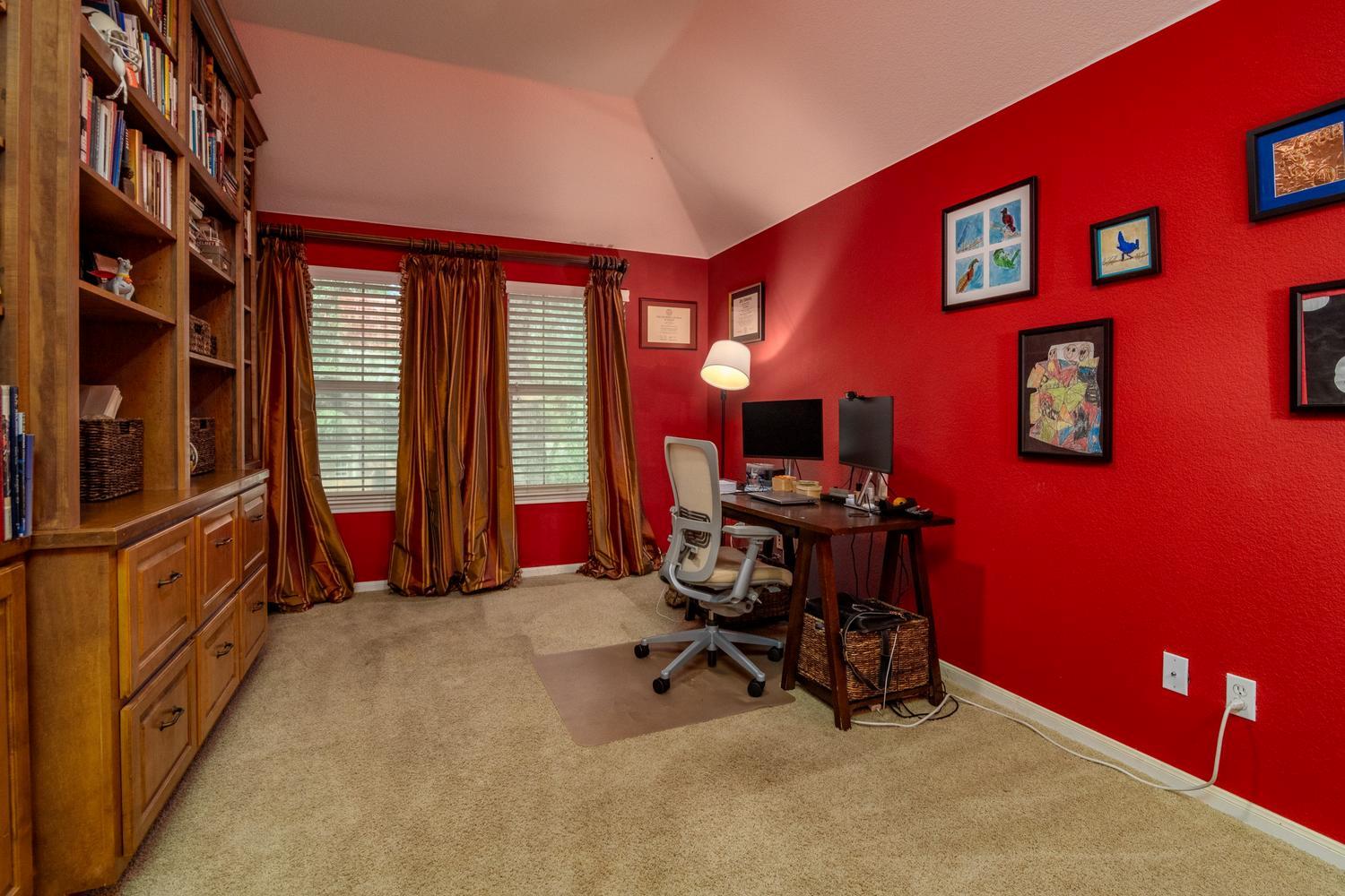 8501 Fulbright Ln, Austin, TX 78749