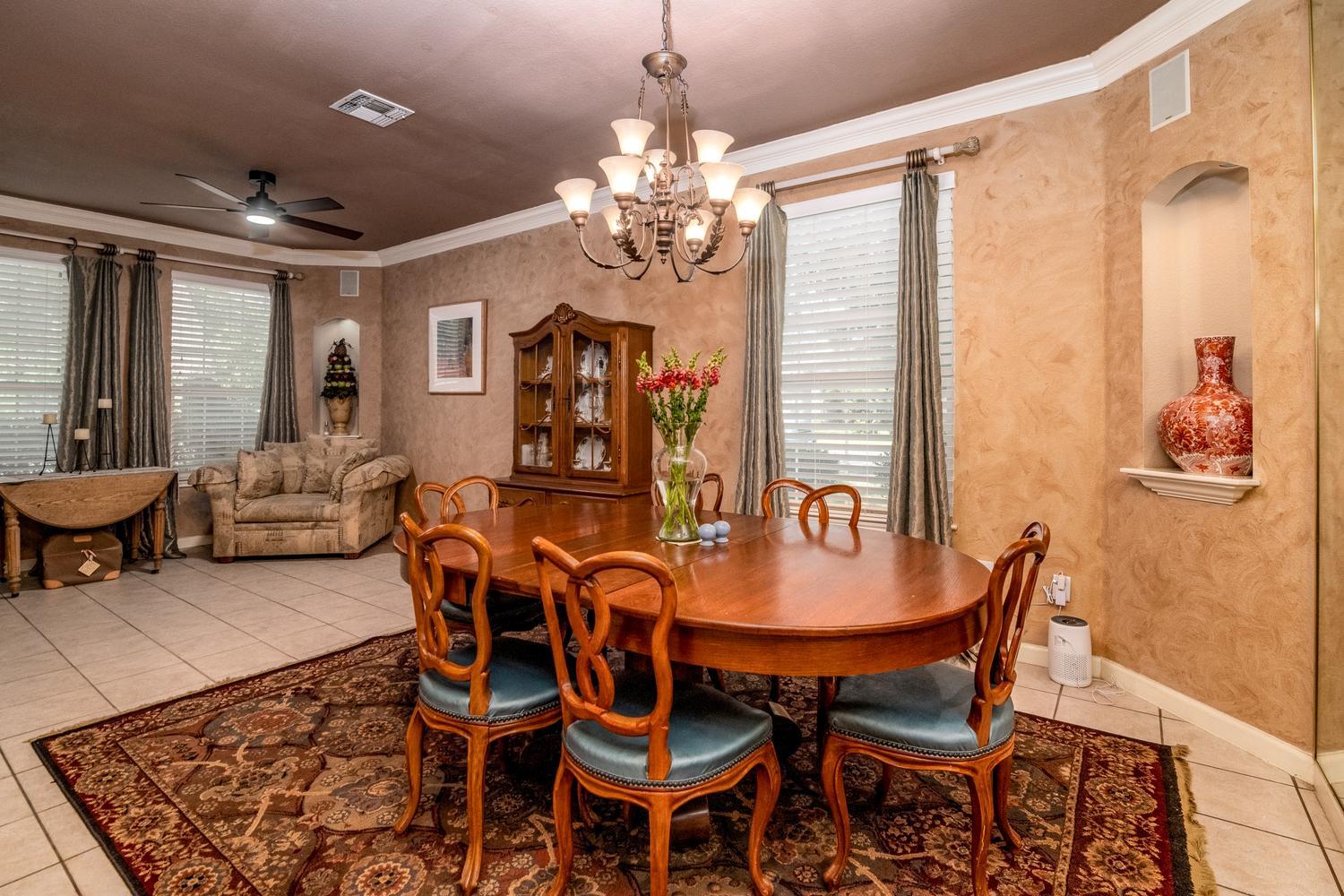 8501 Fulbright Ln, Austin, TX 78749