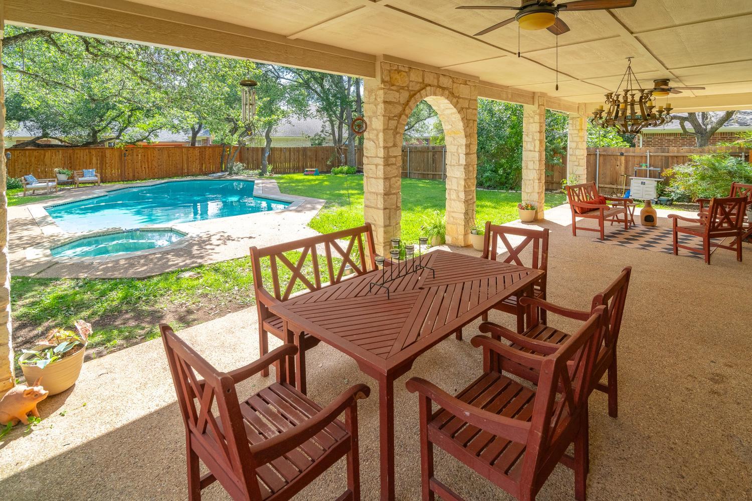 8501 Fulbright Ln, Austin, TX 78749