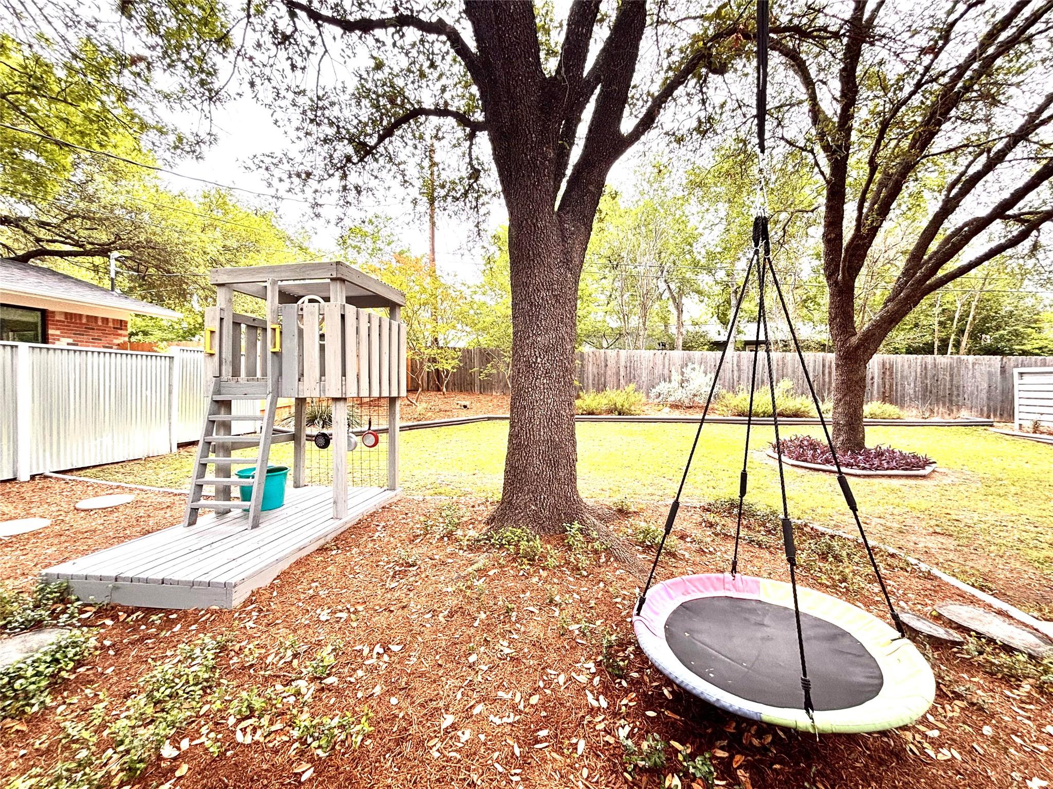 7505 Greenhaven Dr, Austin, TX 78757
