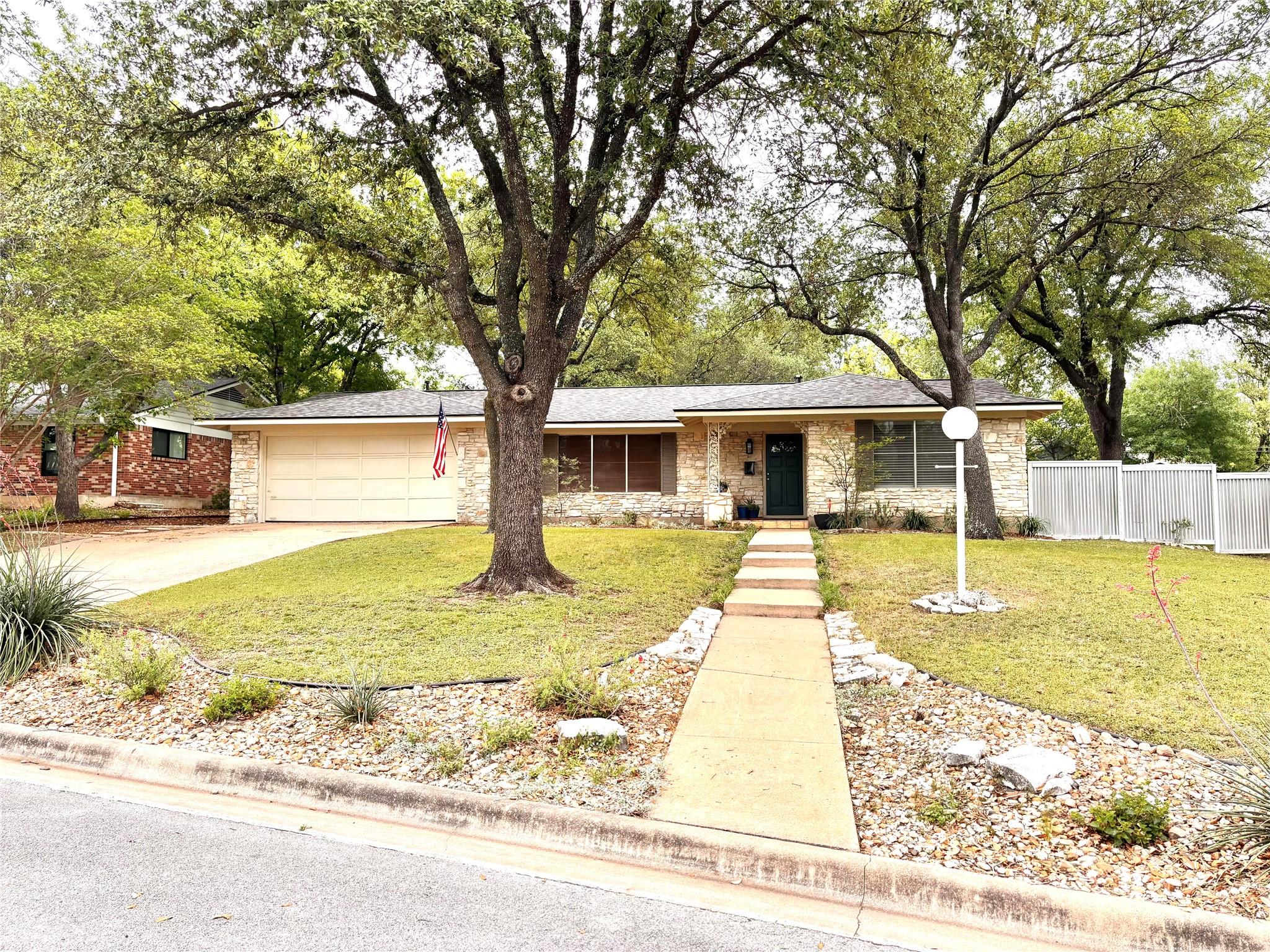 7505 Greenhaven Dr, Austin, TX 78757