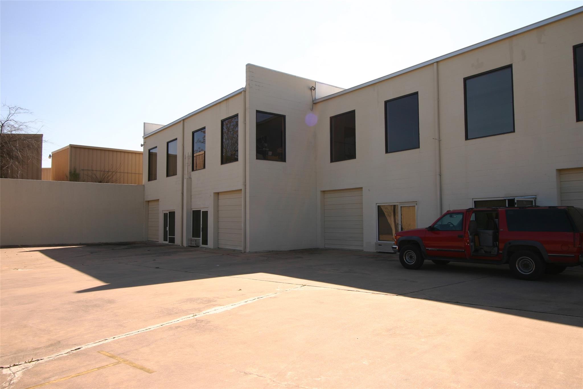6015 Lohmans Ford Rd # 111, Lago Vista, TX 78645