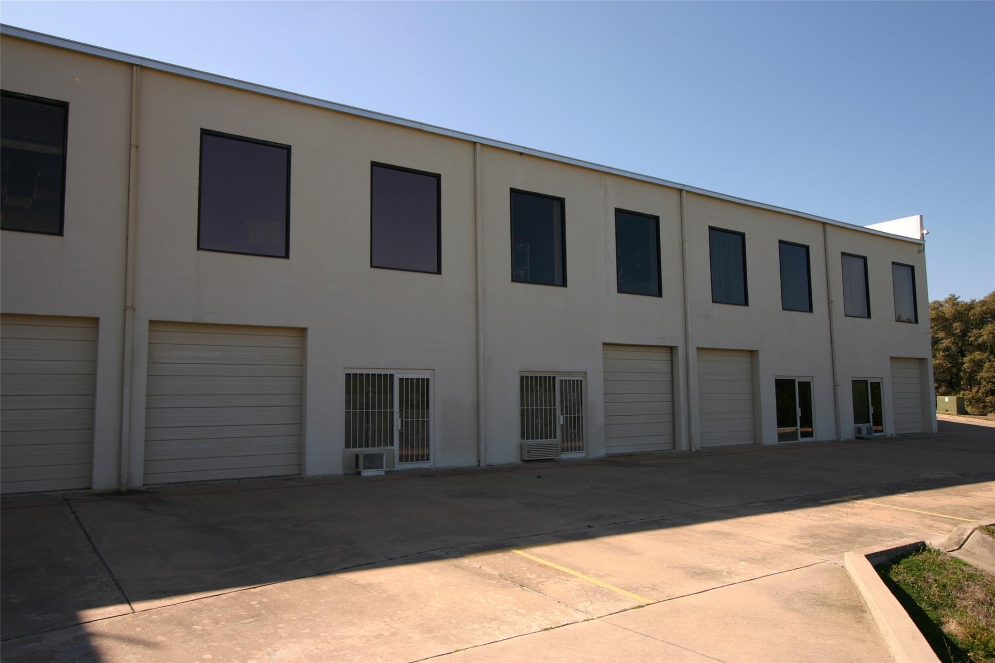 6015 Lohmans Ford Rd # 111, Lago Vista, TX 78645