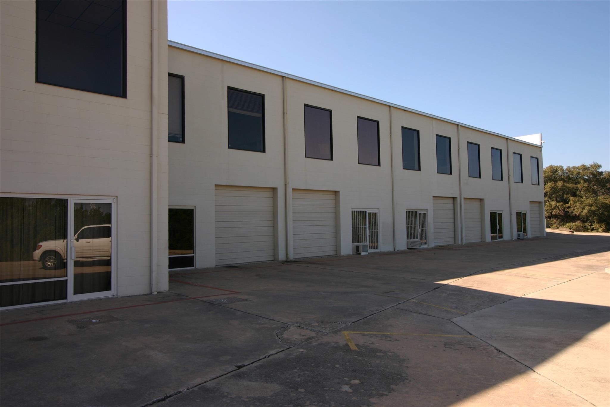 6015 Lohmans Ford Rd # 111, Lago Vista, TX 78645