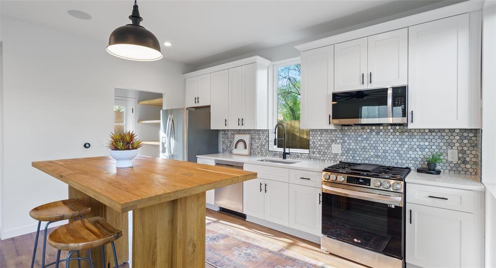 5506 Peppertree Pkwy # 2, Austin, TX 78744