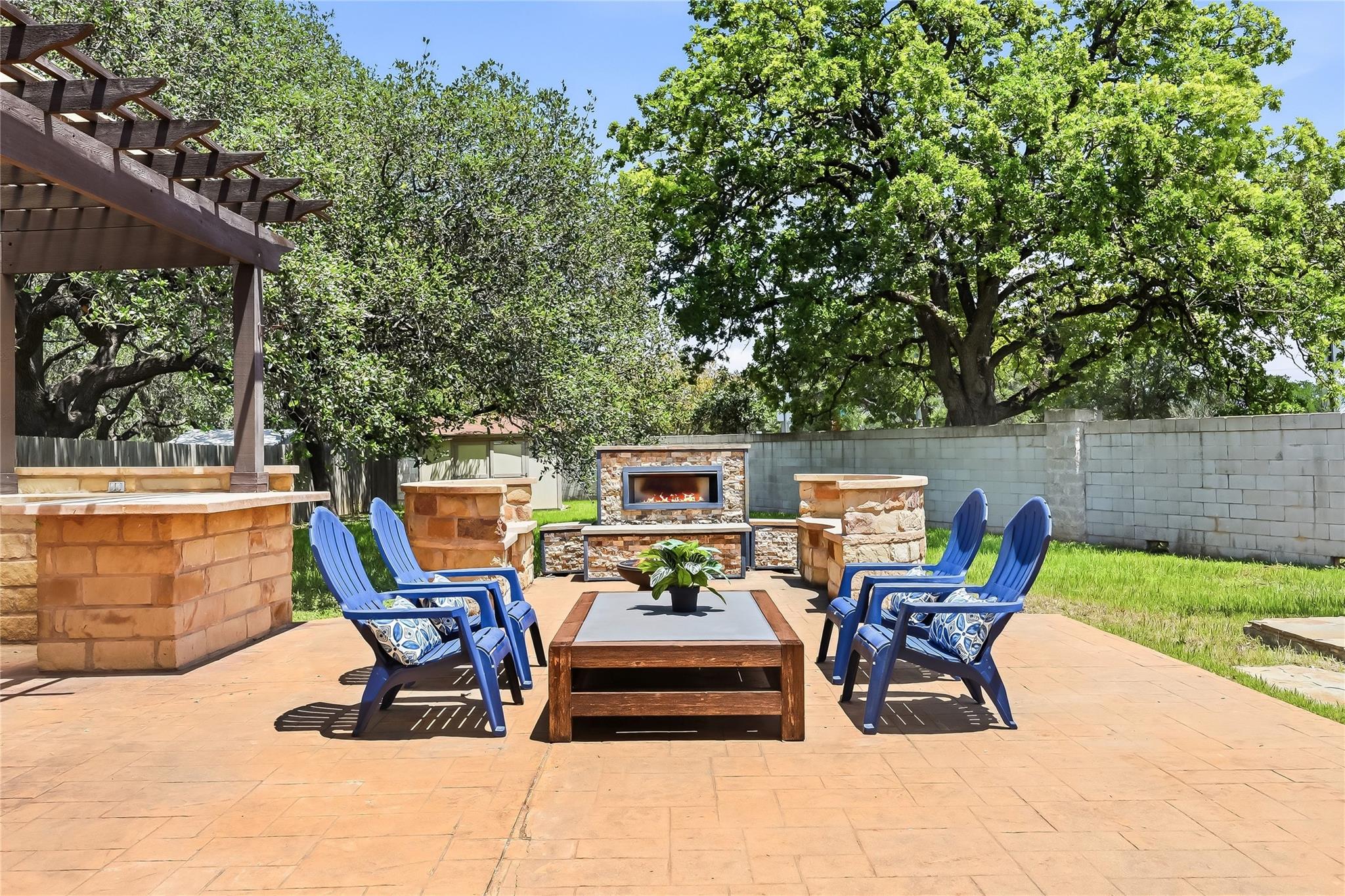 4400 Chickasaw Ct, Austin, TX 78749
