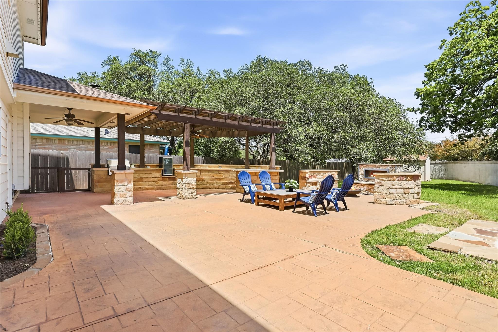 4400 Chickasaw Ct, Austin, TX 78749