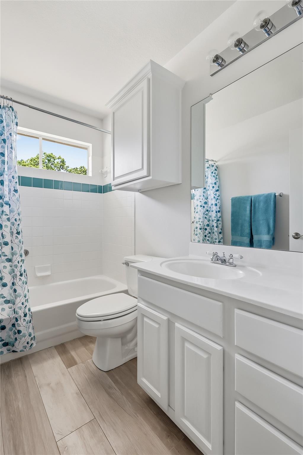 4400 Chickasaw Ct, Austin, TX 78749