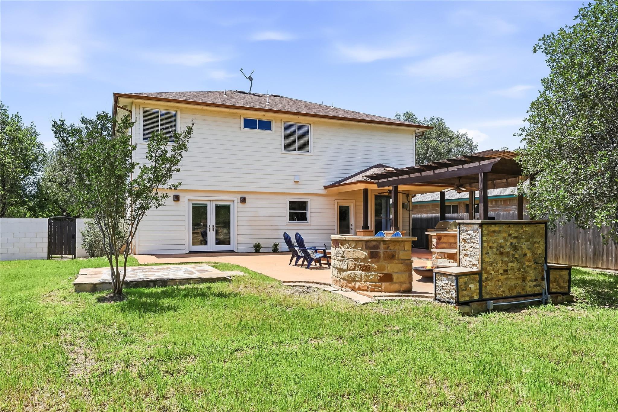 4400 Chickasaw Ct, Austin, TX 78749