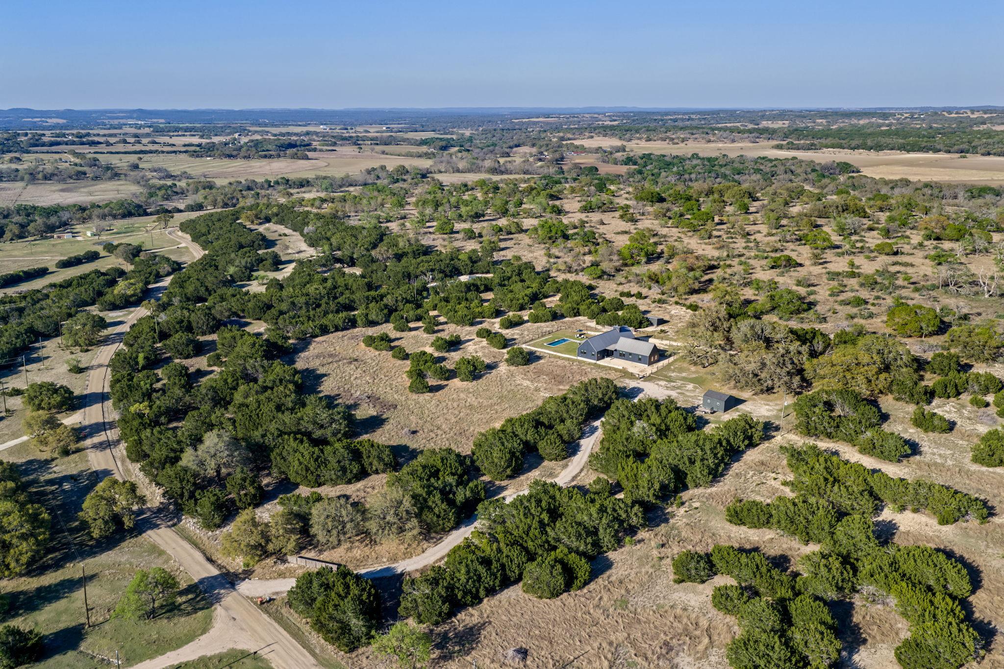 1327 Schumann Rd, Stonewall, TX 78671