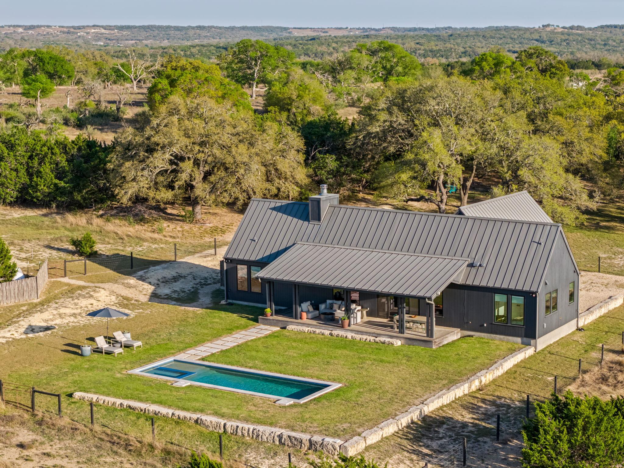 1327 Schumann Rd, Stonewall, TX 78671