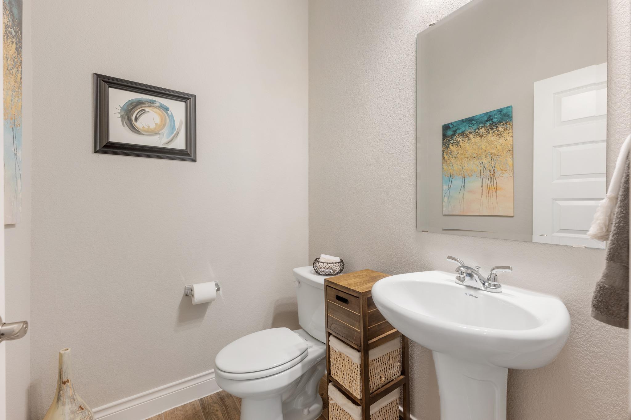813 Heartleaf Dr, Leander, TX 78641