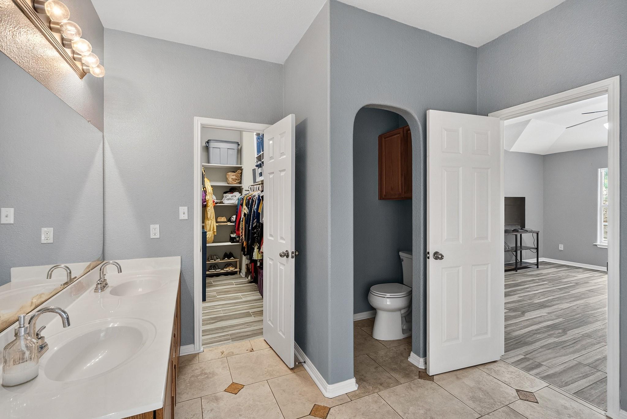 4133 Rockwood Dr, Lago Vista, TX 78645