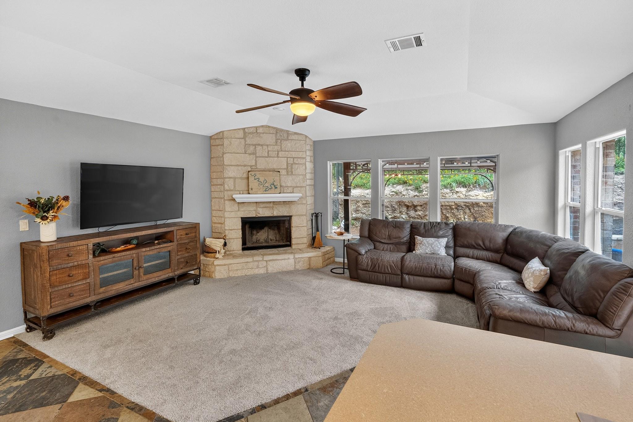 4133 Rockwood Dr, Lago Vista, TX 78645