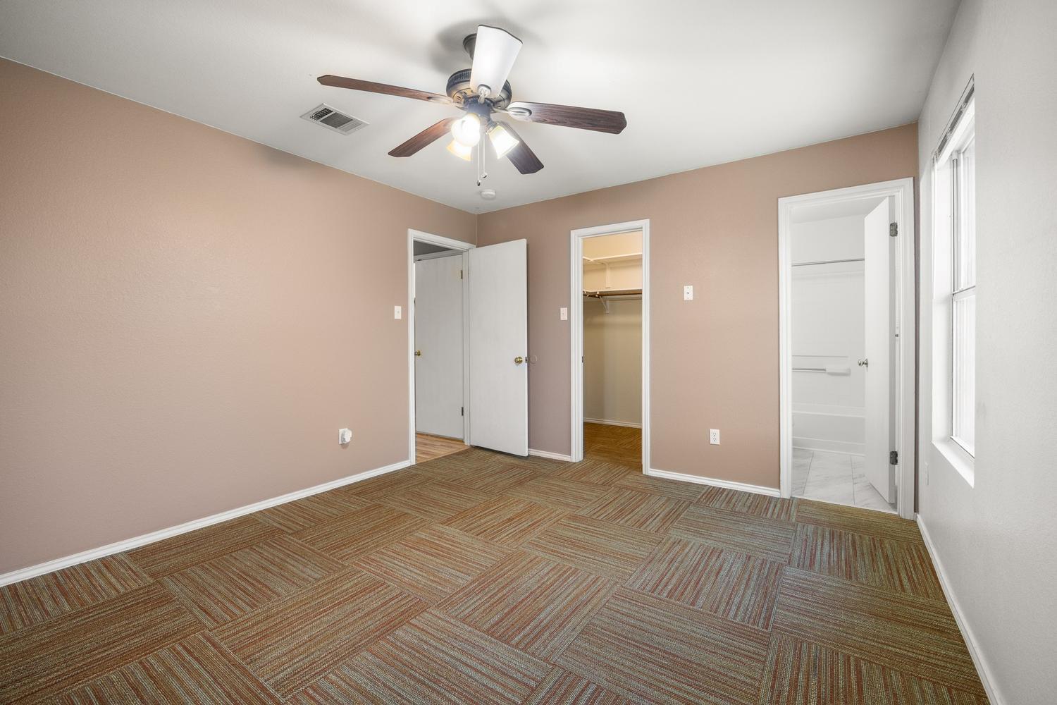 359 Spring Branch Loop, Kyle, TX 78640