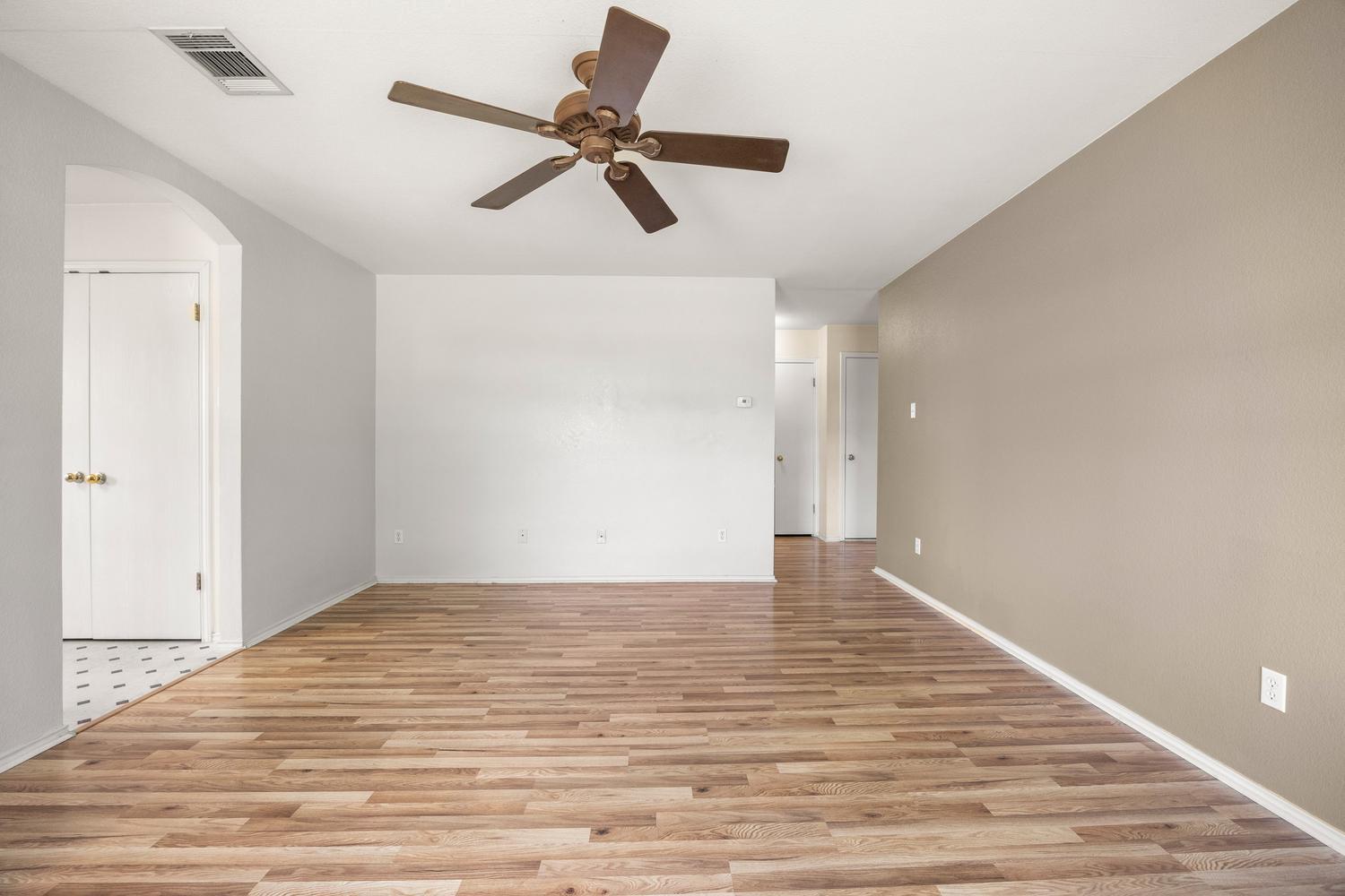 359 Spring Branch Loop, Kyle, TX 78640