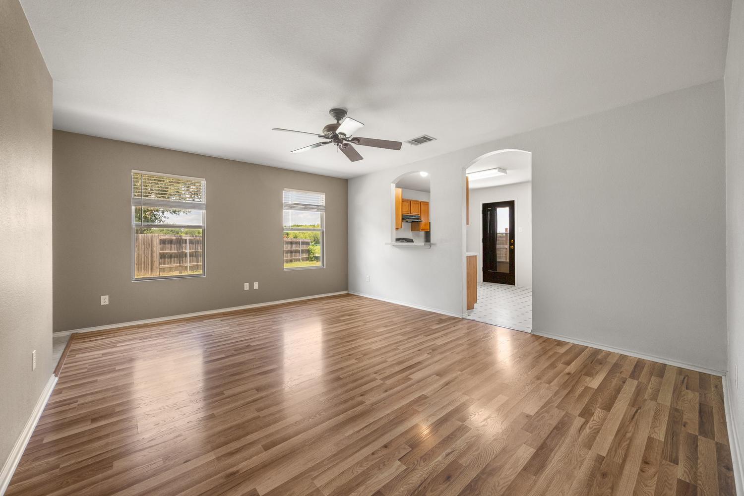 359 Spring Branch Loop, Kyle, TX 78640