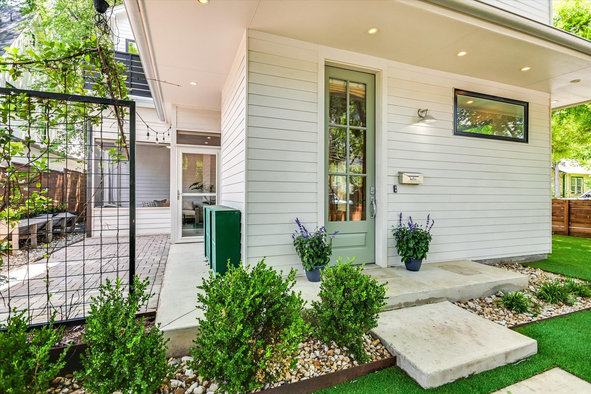 1605 Hether St, Austin, TX 78704