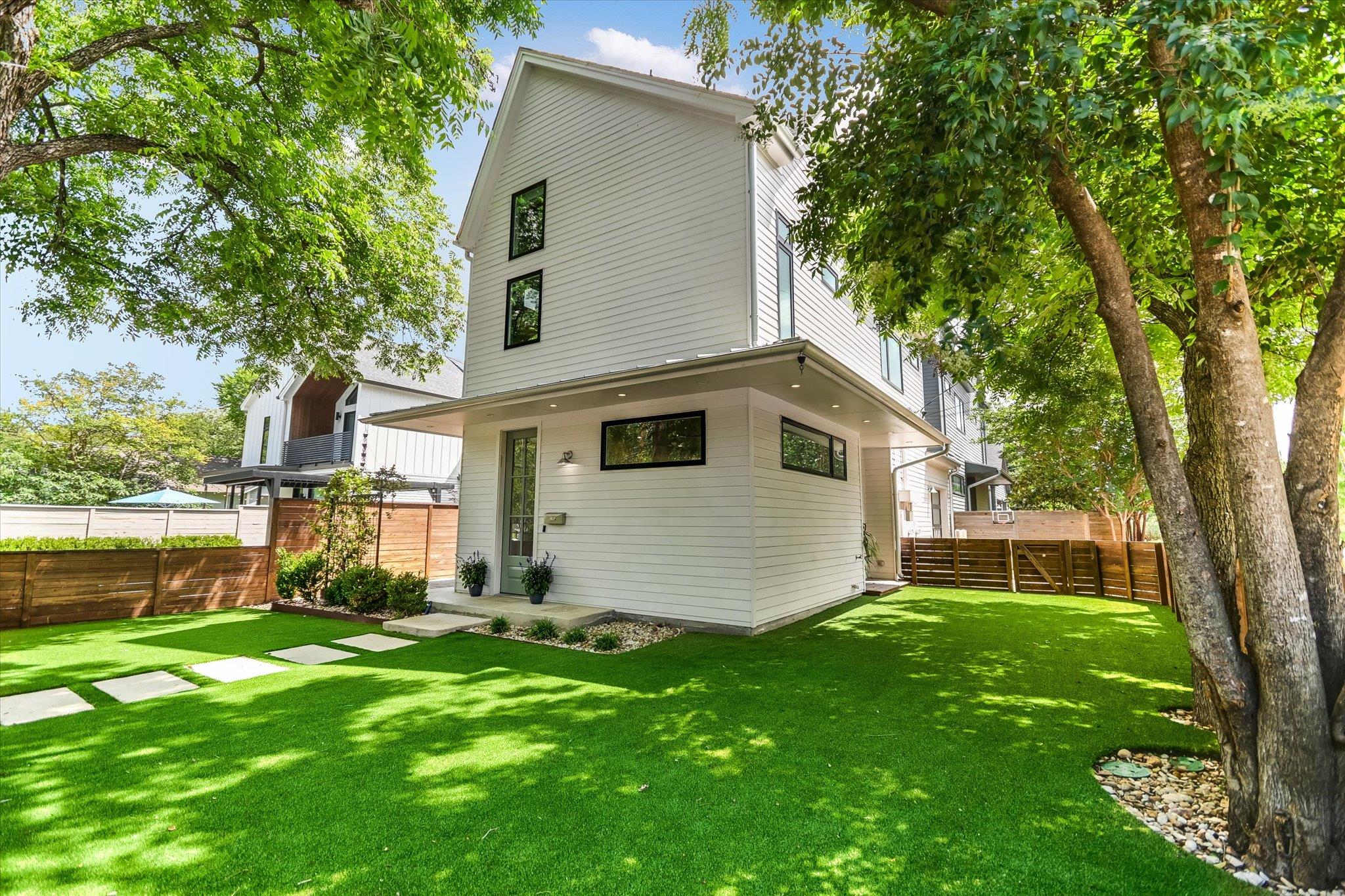 1605 Hether St, Austin, TX 78704