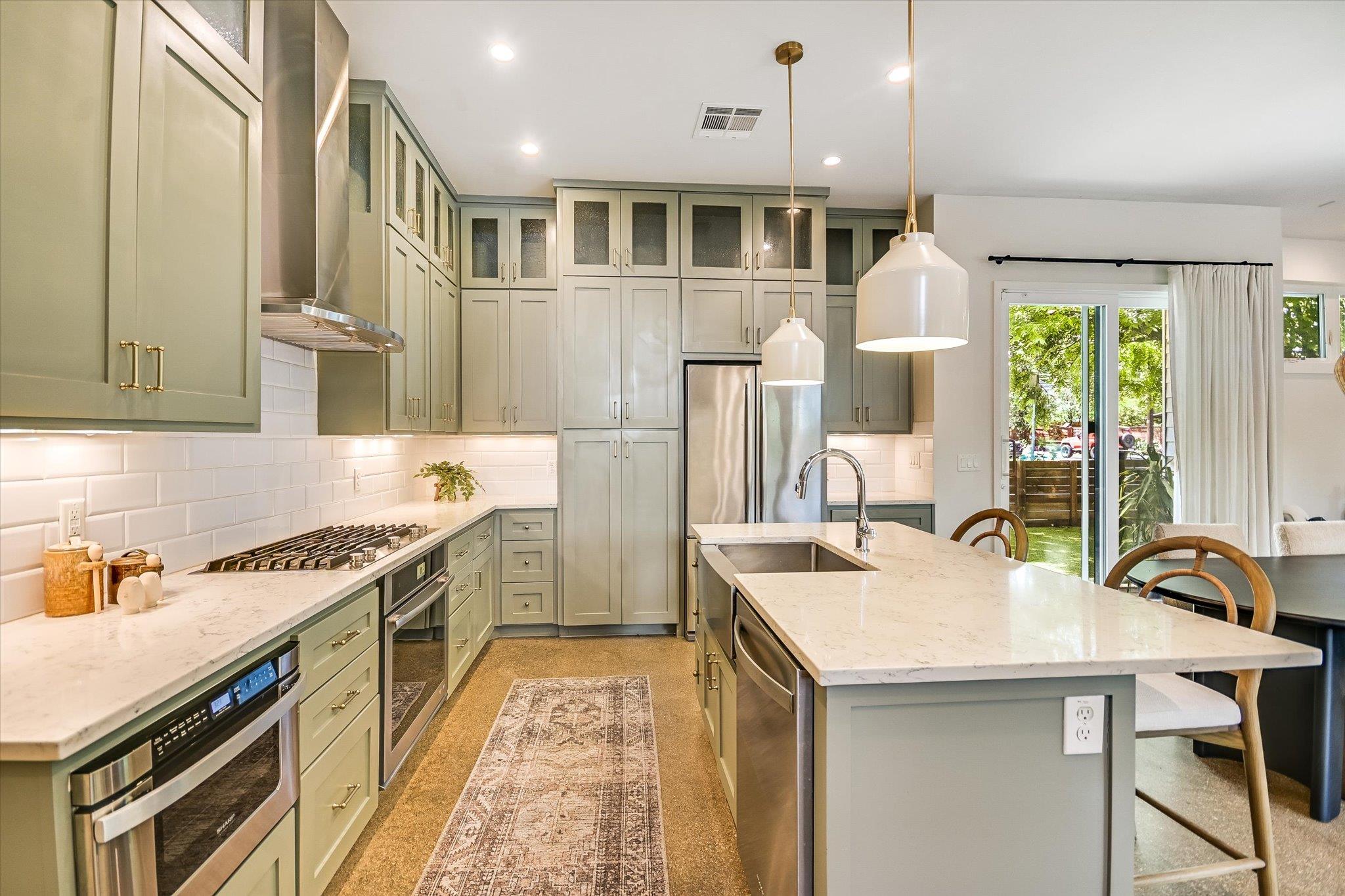 1605 Hether St, Austin, TX 78704