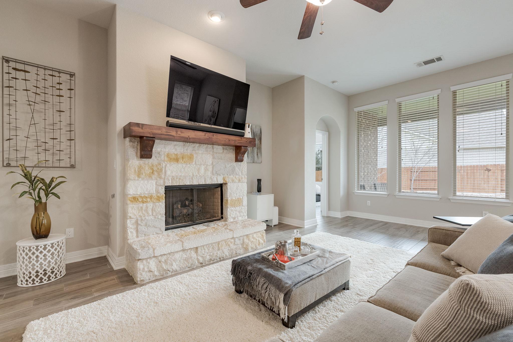18601 McKay Cv, Austin, TX 78738