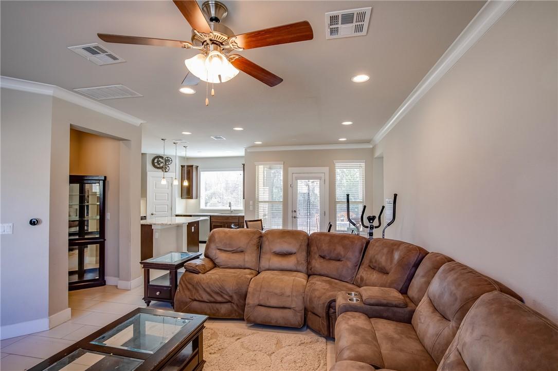 9707 McKnight Loop, Austin, TX 78717