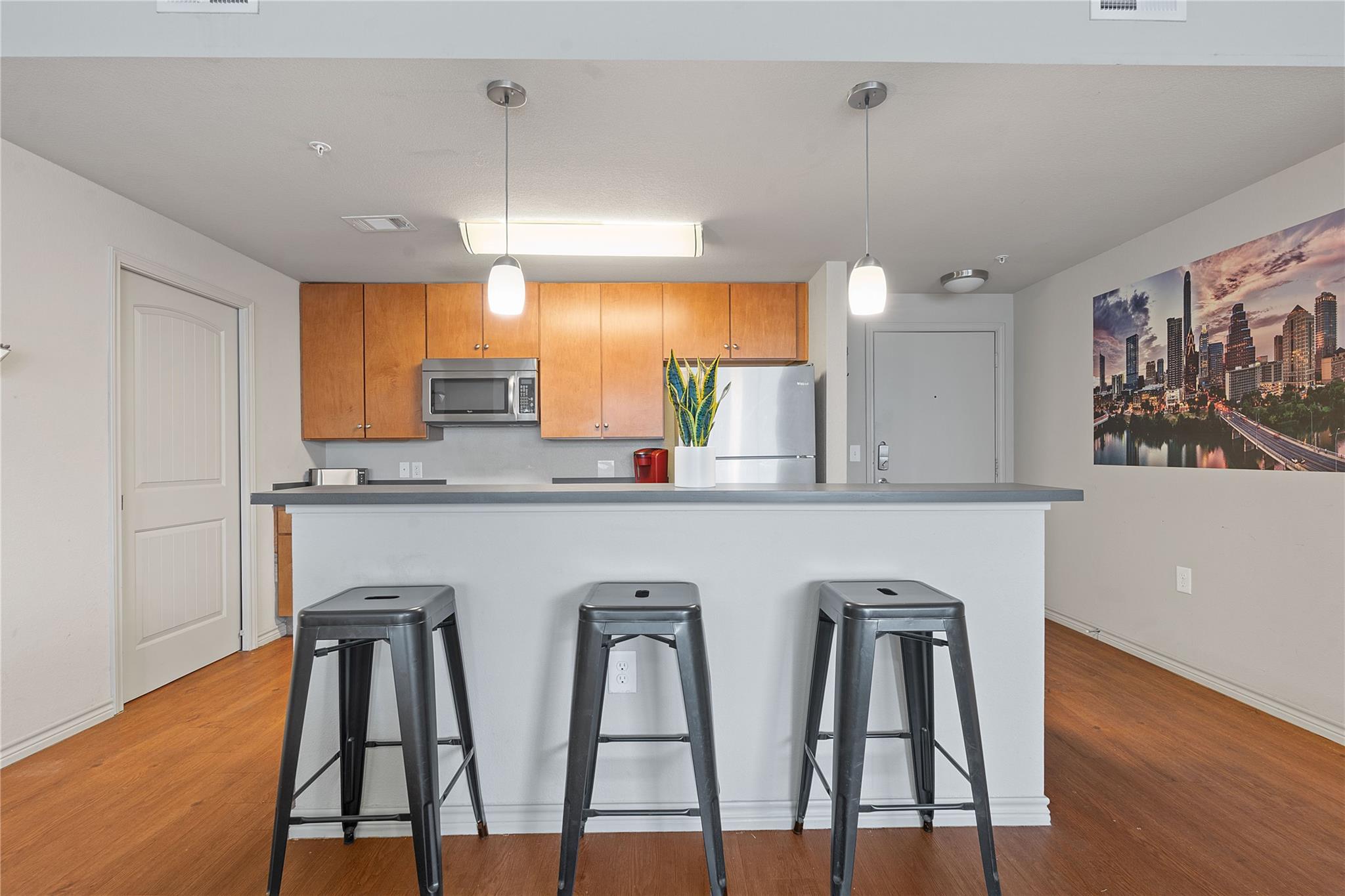5117 N Lamar Blvd # 106, Austin, TX 78751