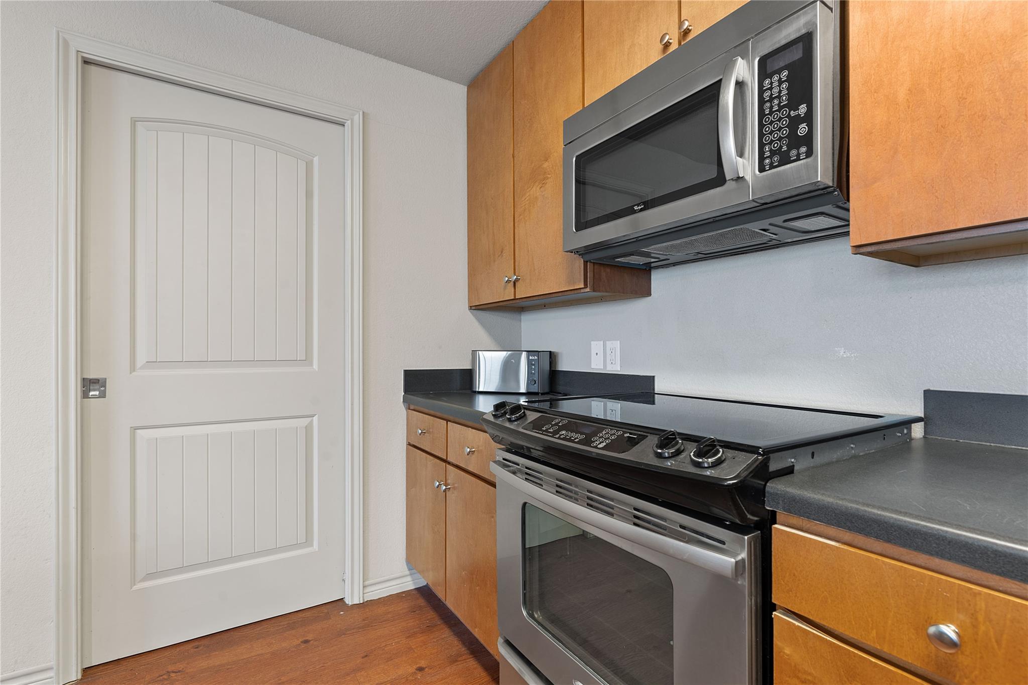 5117 N Lamar Blvd # 106, Austin, TX 78751