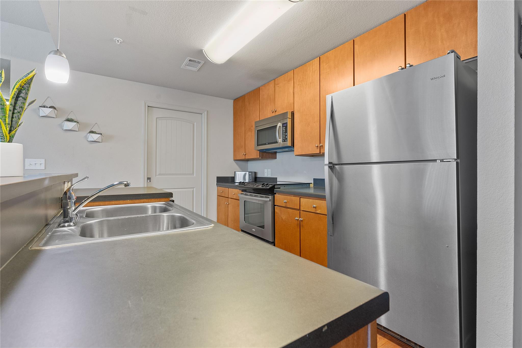 5117 N Lamar Blvd # 106, Austin, TX 78751