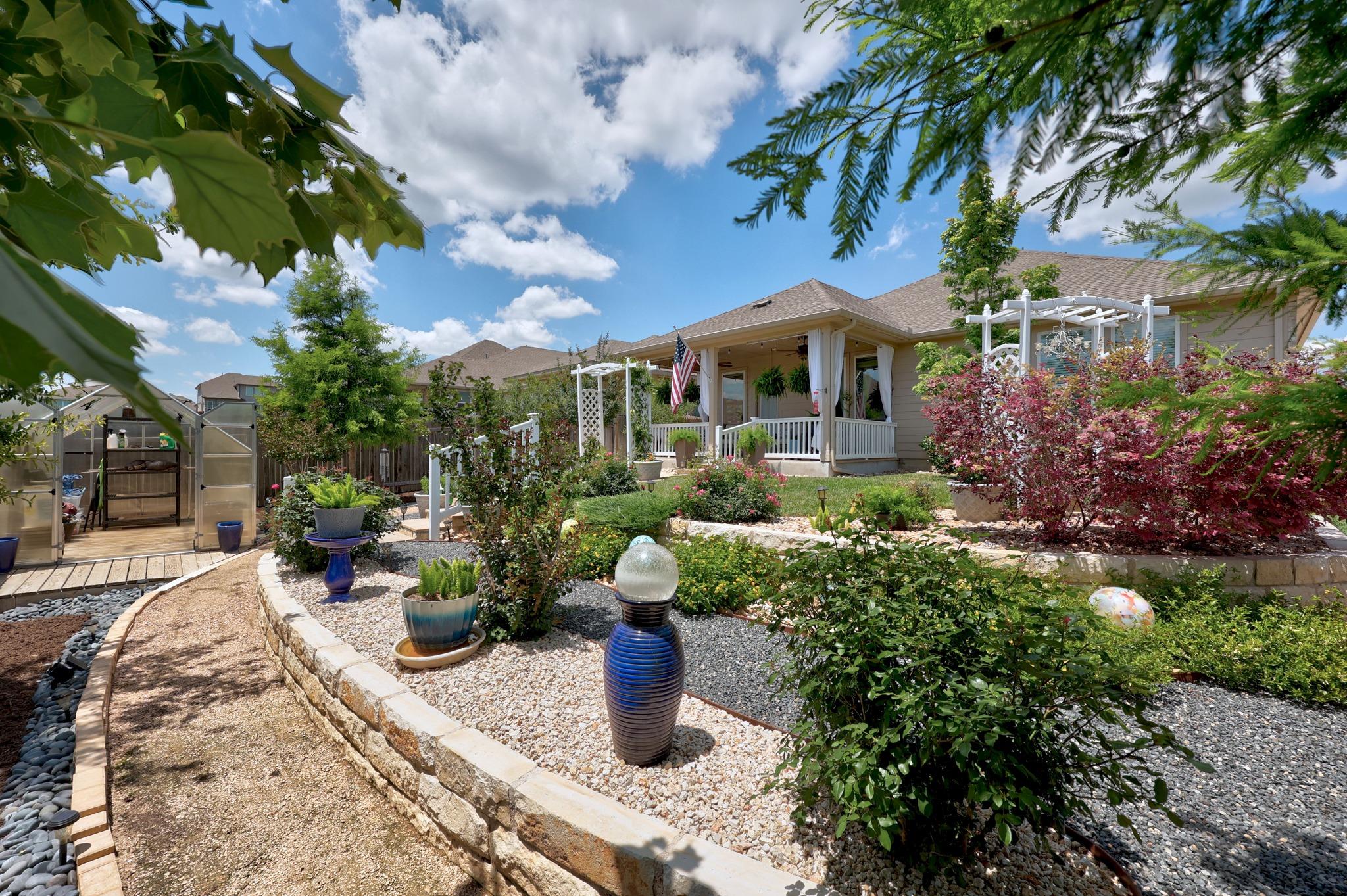 2105 Prairie Oaks Dr, Georgetown, TX 78628