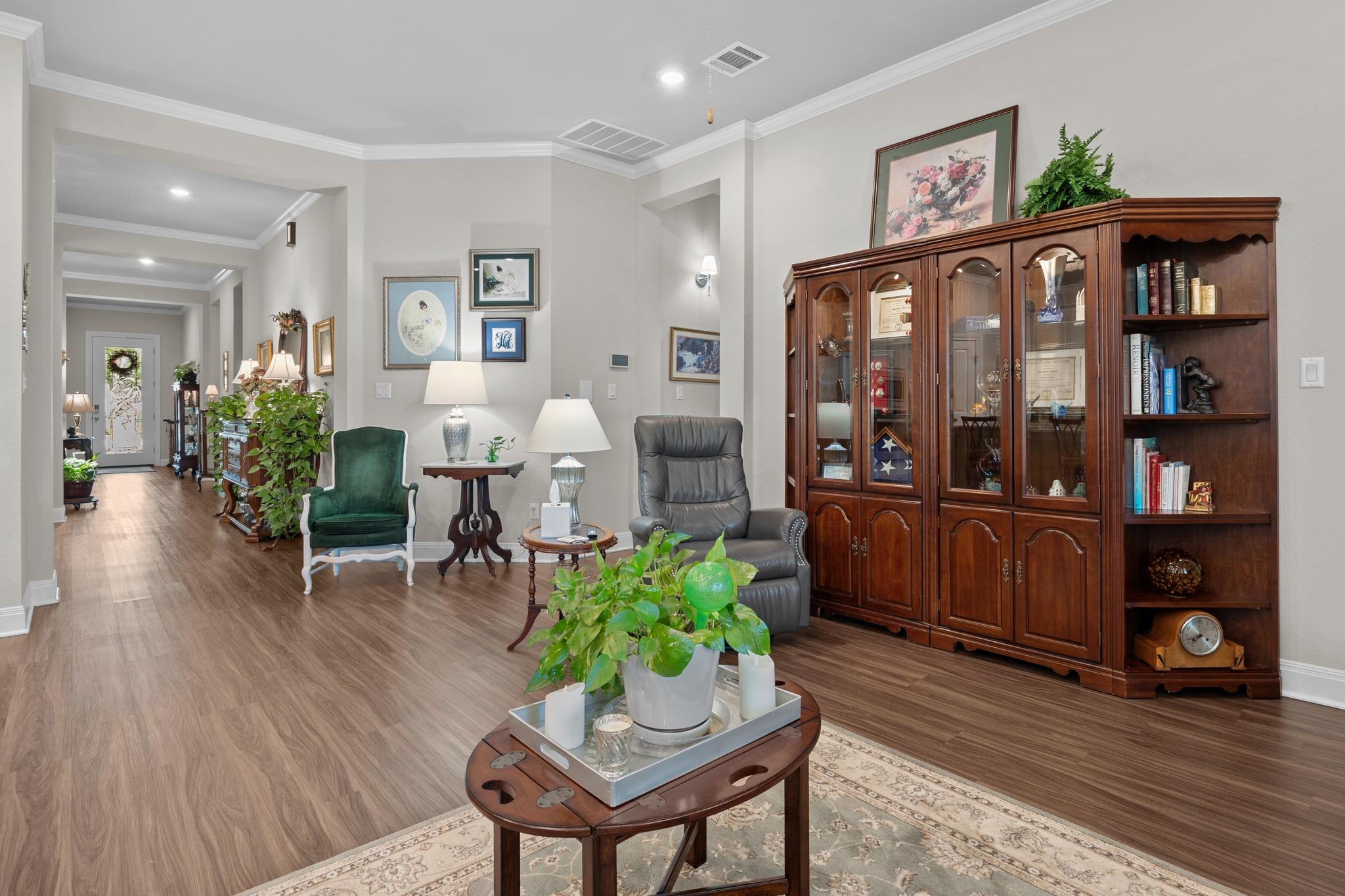 2105 Prairie Oaks Dr, Georgetown, TX 78628