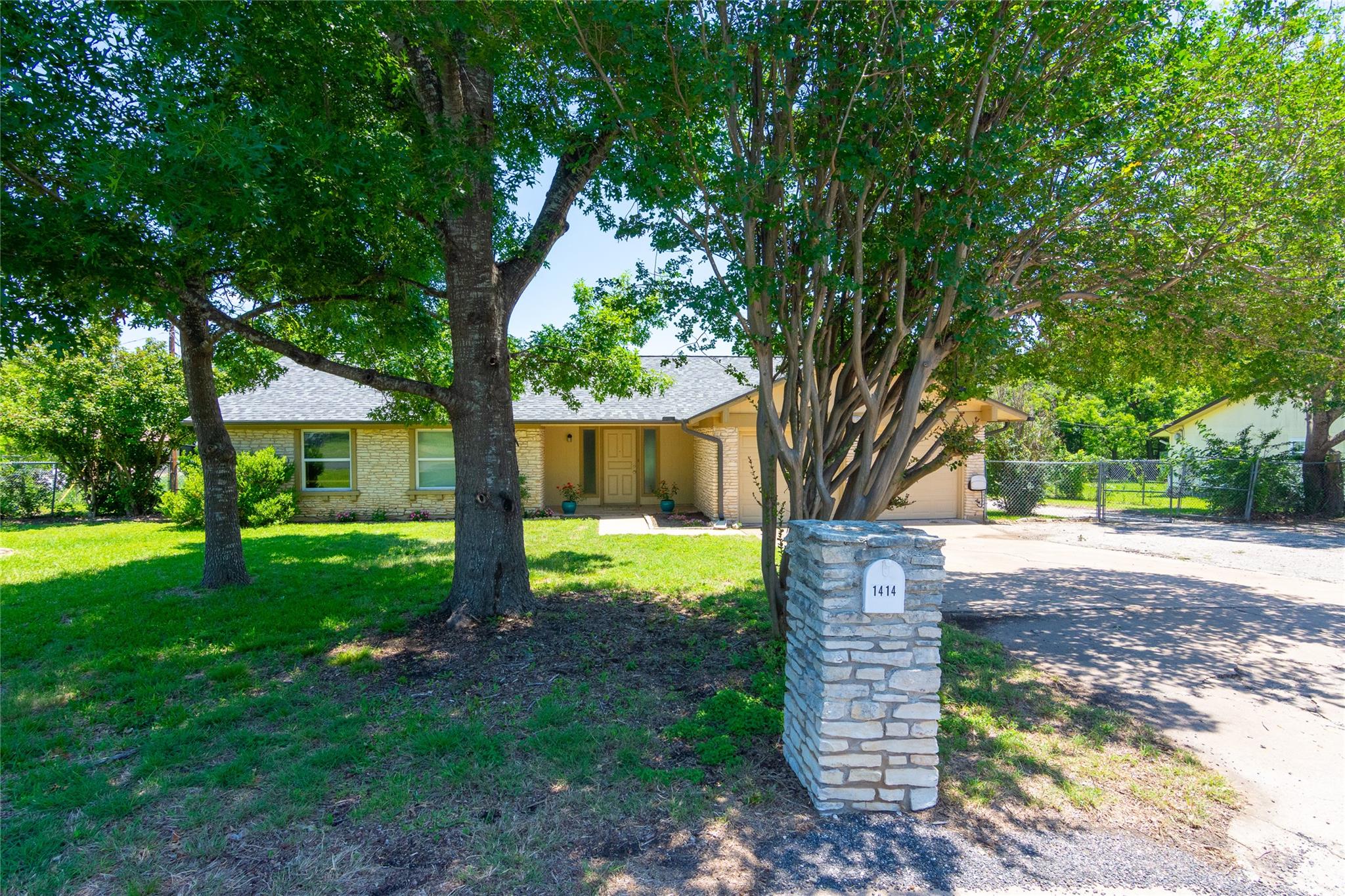 1414 Shenandoah Dr, Cedar Park, TX 78613