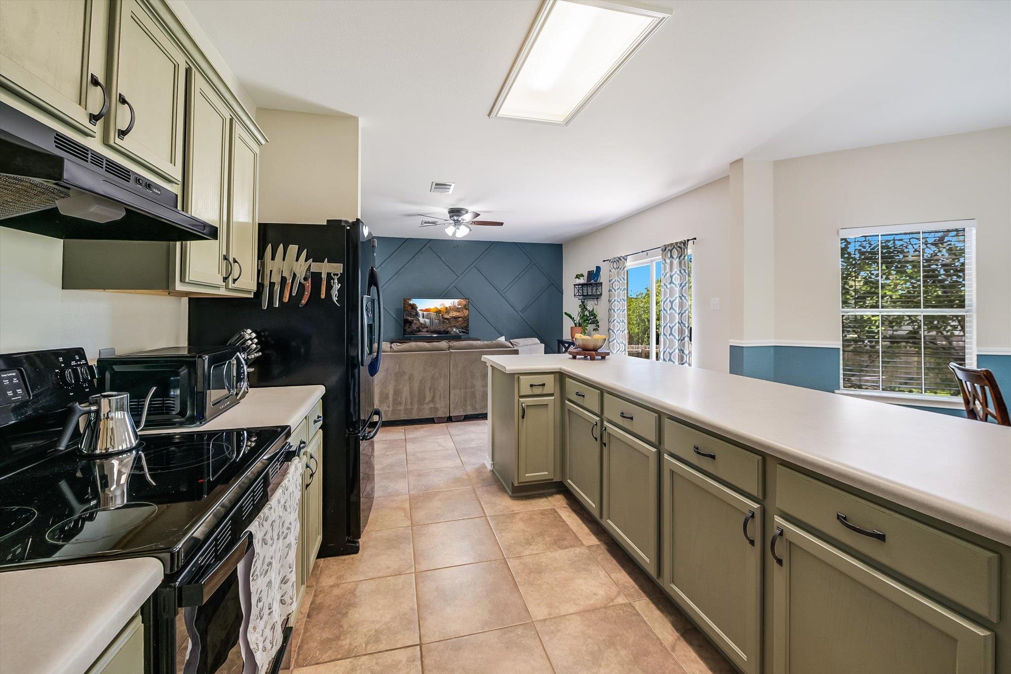 11201 Blairview Ln, Austin, TX 78748